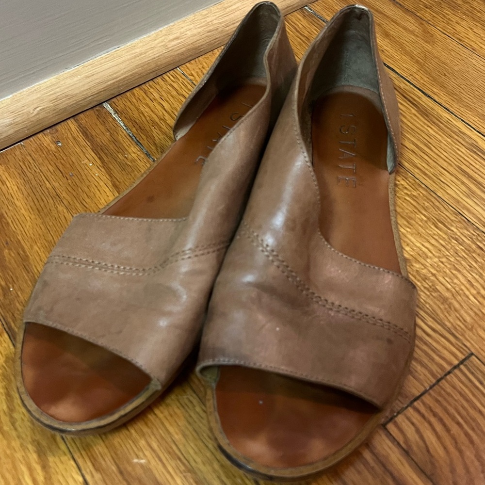 1.State leather sandal size 7